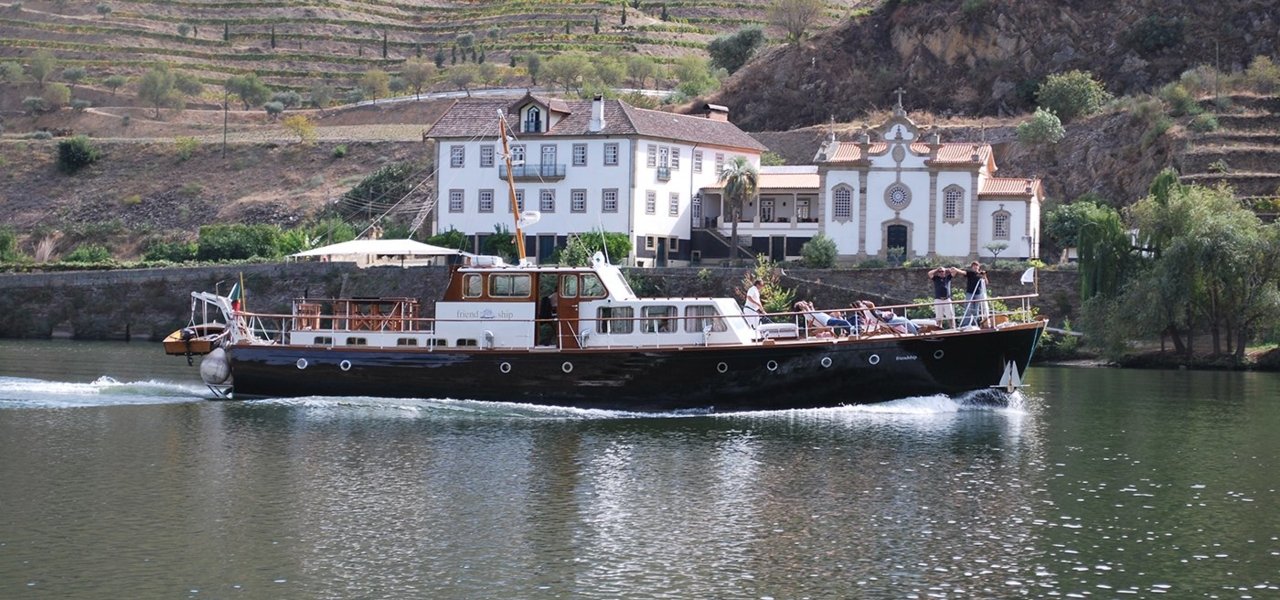 boat tour quinta nova